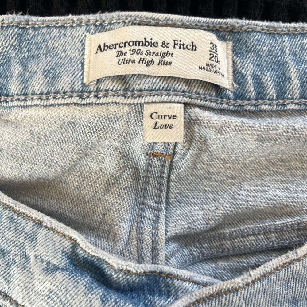 Abercrombie & Fitch Women's Ultra High Rise Light Blue Jeans